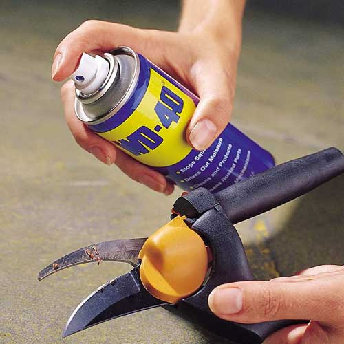 Spray Lubrifiant WD 40 Aérosol Multifonctionnel Lustreur 150ML – Image 3